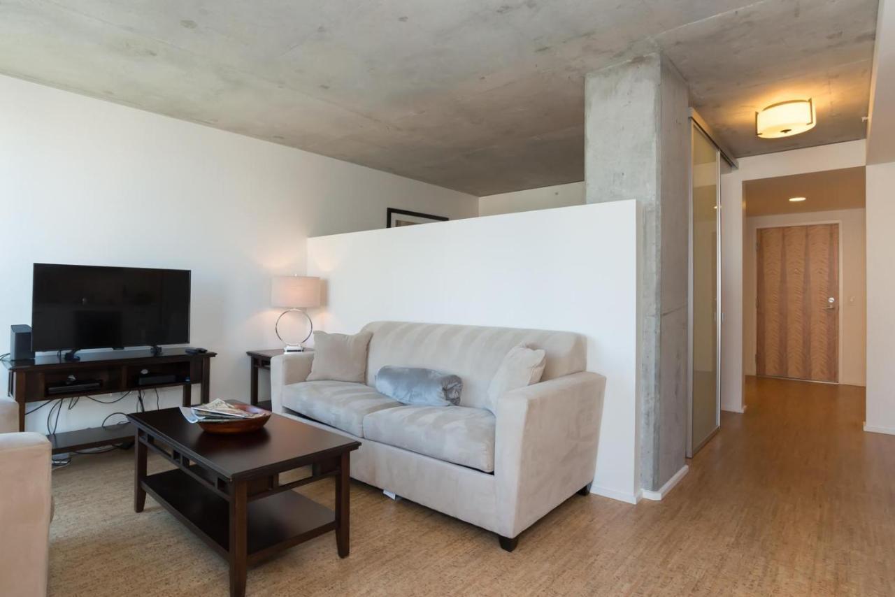 Sobe Third Ave Apartments Сиэтл Экстерьер фото