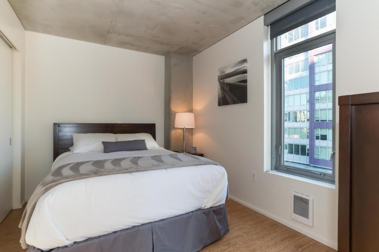 Sobe Third Ave Apartments Сиэтл Экстерьер фото