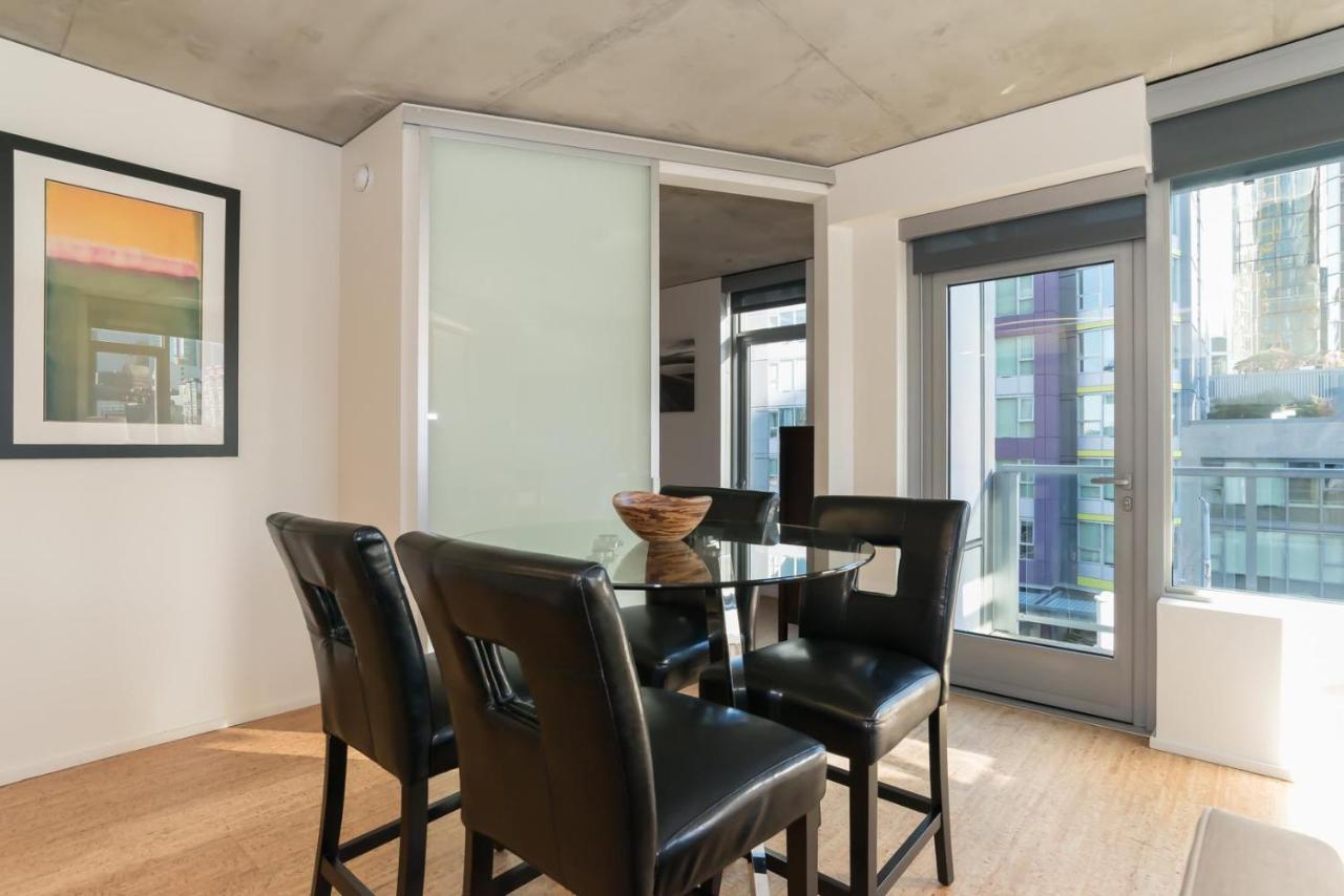 Sobe Third Ave Apartments Сиэтл Экстерьер фото
